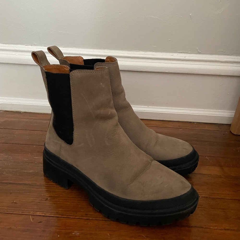 Lucky Brand Lug Sole Waterproof Chelsea Boot